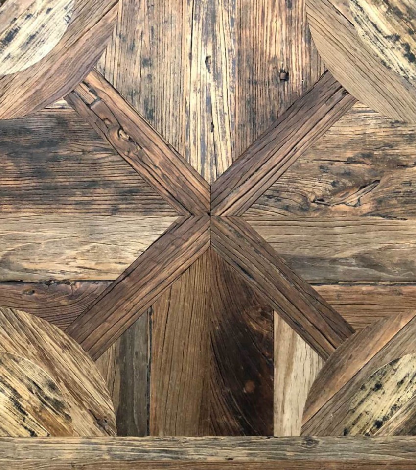 PROJECT<br>Old Elm Tiles