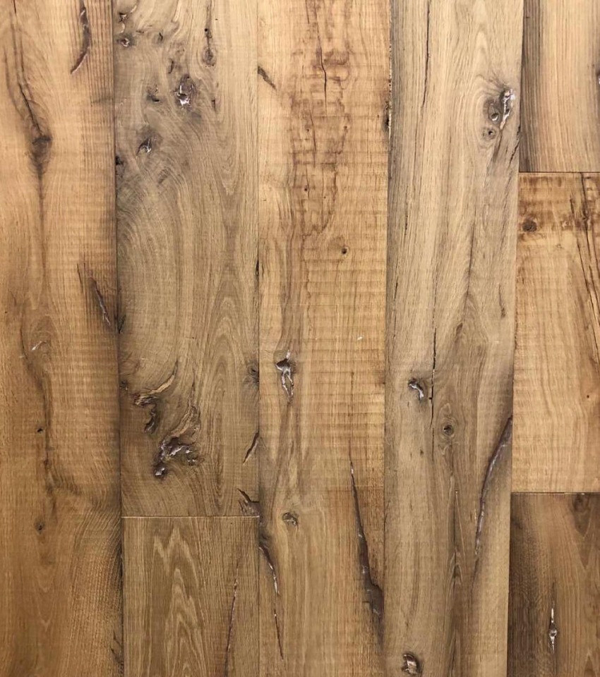 CERVINIA<br>Reclaimed Oak Boards