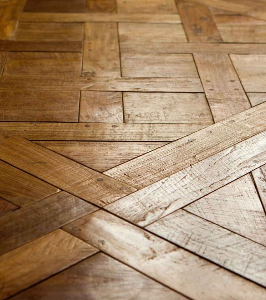 CHAMPOLUC<br>Old Teak Tiles