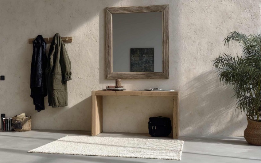 Entrance Spaces: The Art of Styling a Warm Welcome