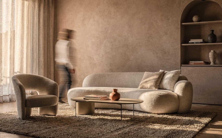 Materiali Silenziosi: L’Arte di Progettare Ambienti che Non Fanno Rumore