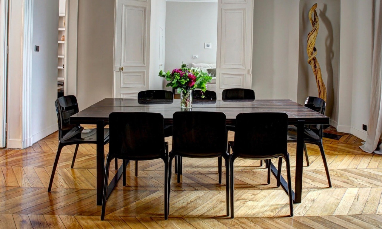 Table and chairs for you dining room.  Ideas and suggestions.