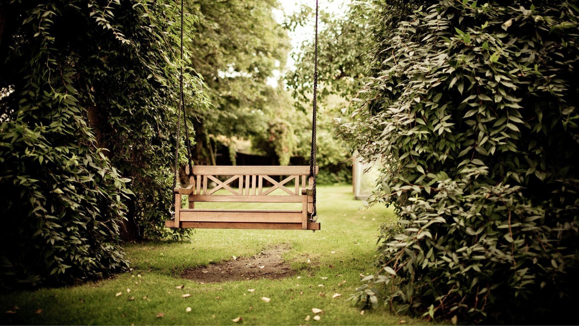 Arredare_gli_spazi_esterni_idee_per_creare_un'oasi_di_relax_nel_tuo_giardino_IDW_Italia-Biella