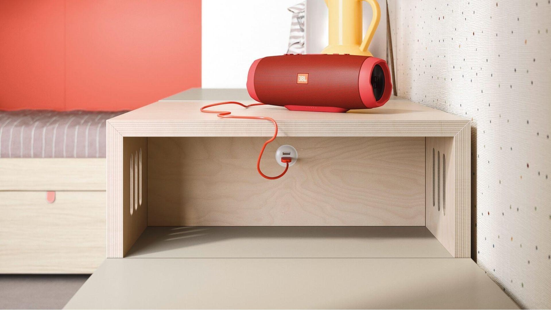Arredamento_smart_come_integrare_la_tecnologia_nei_tuoi_spazi_IDW-Italia-Biella