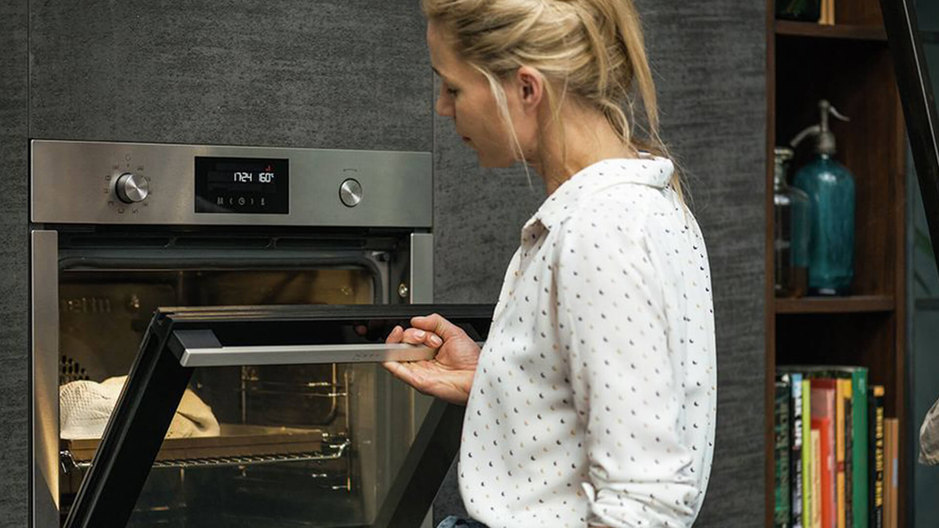 Blog IDW - Choosing an electric oven for your kitchen:  personal requirements and a new functionality