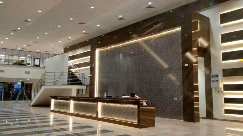 Palazzo di 17 Piani in Nigeria - Ingresso