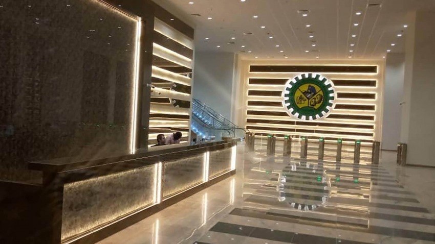 Palazzo di 17 Piani in Nigeria - Ingresso