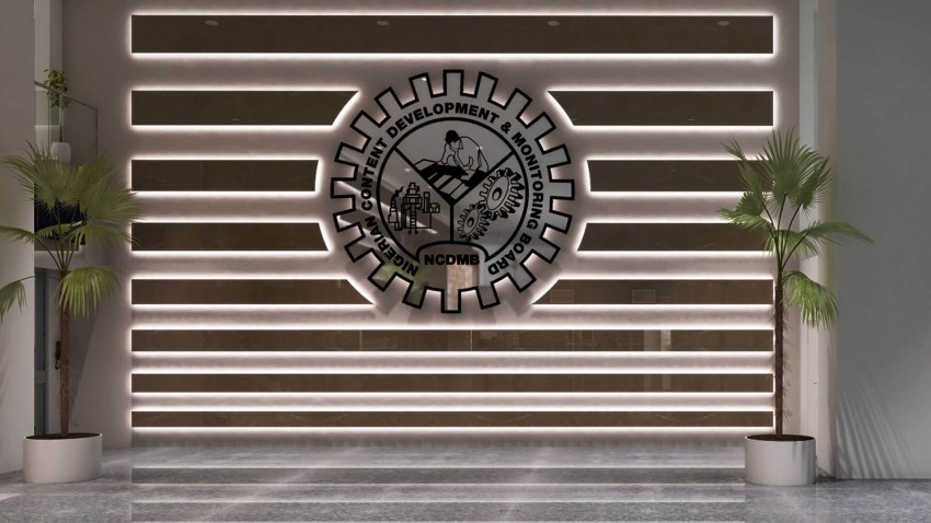 Palazzo di 17 Piani in Nigeria - Ingresso